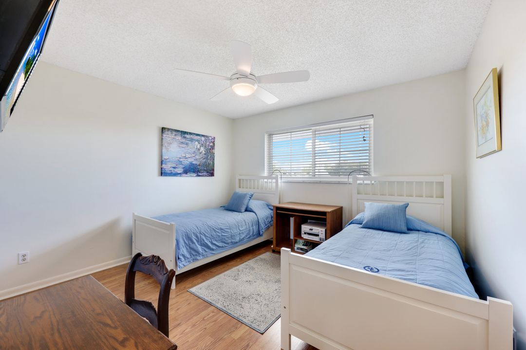 4200 Belair Ln #302, Naples, FL 34103