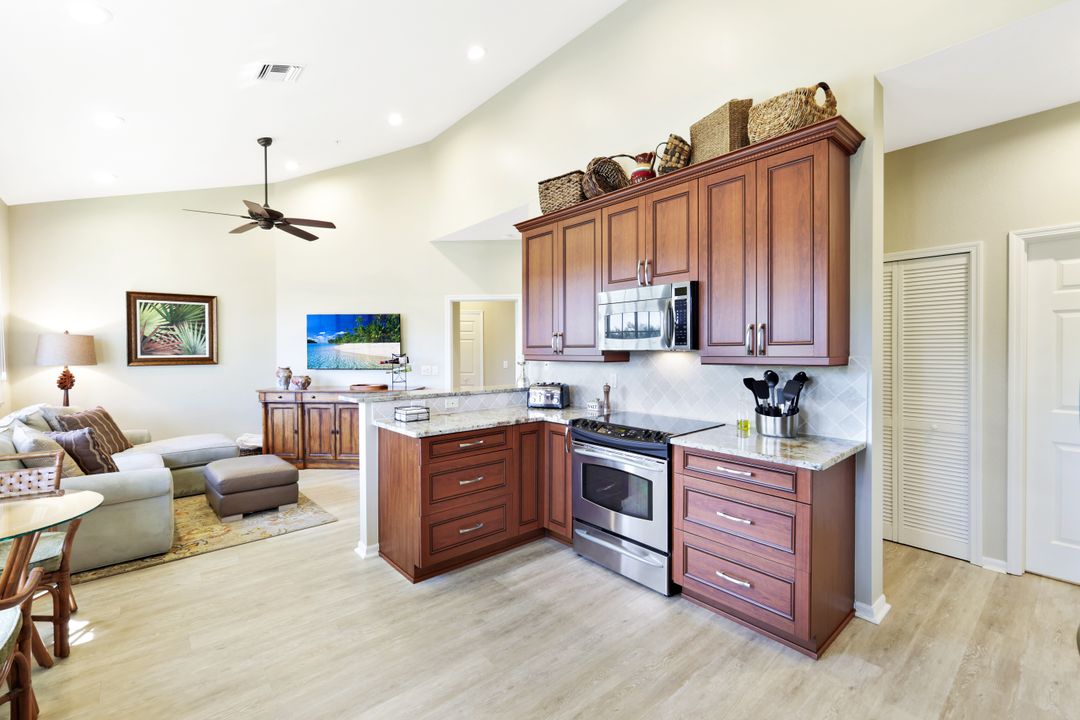 24300 Sandpiper Isle Way #202, Bonita Springs, FL 34134