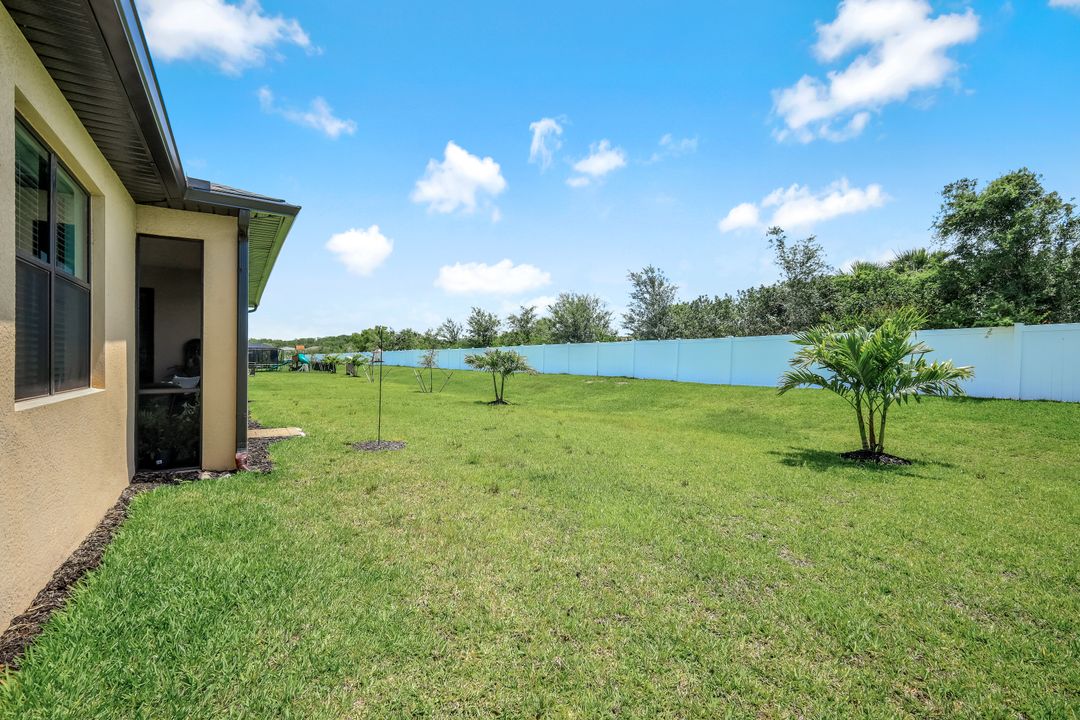 3272 Altimira Dr, Fort Myers, FL 33905