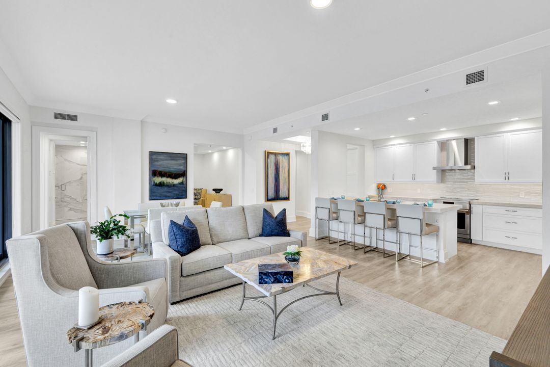 1030 3rd Ave S #419, Naples, FL 34102