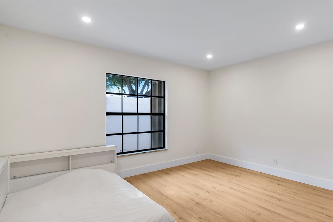 1150 NW 22nd Ave, Delray Beach, FL 33445