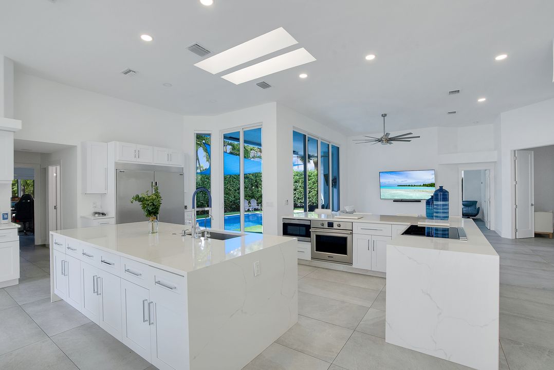 1002 Lake Shore Dr, Delray Beach, FL 33444