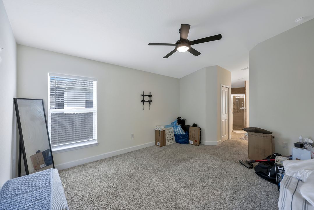 2922 20th St SW, Lehigh Acres, FL 33976
