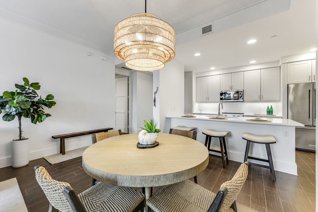 1030 3rd Ave S #215, Naples, FL 34102