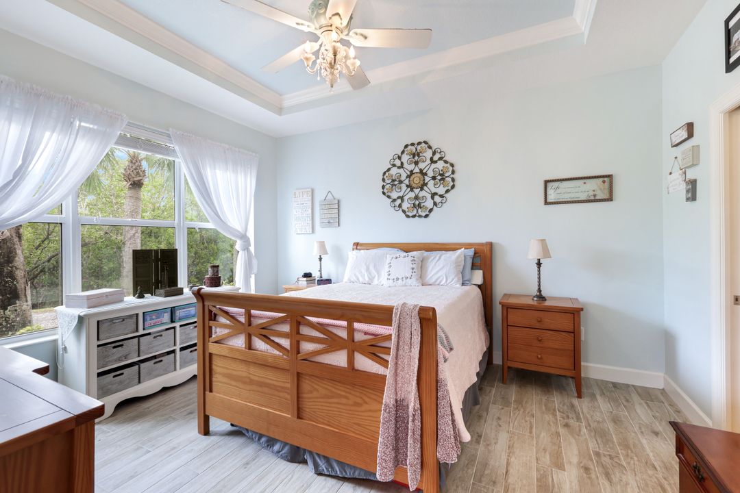 10436 Peso Del Rio Dr, Fort Myers, FL 33908