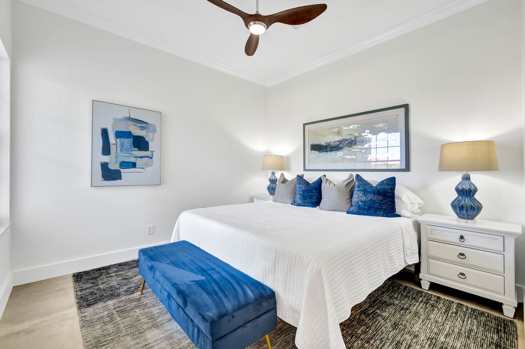 449 Heron Ave, Naples, FL 34108