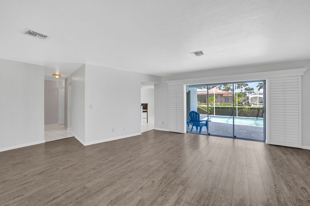 53 Madagascar Ct, Marco Island, FL 34145