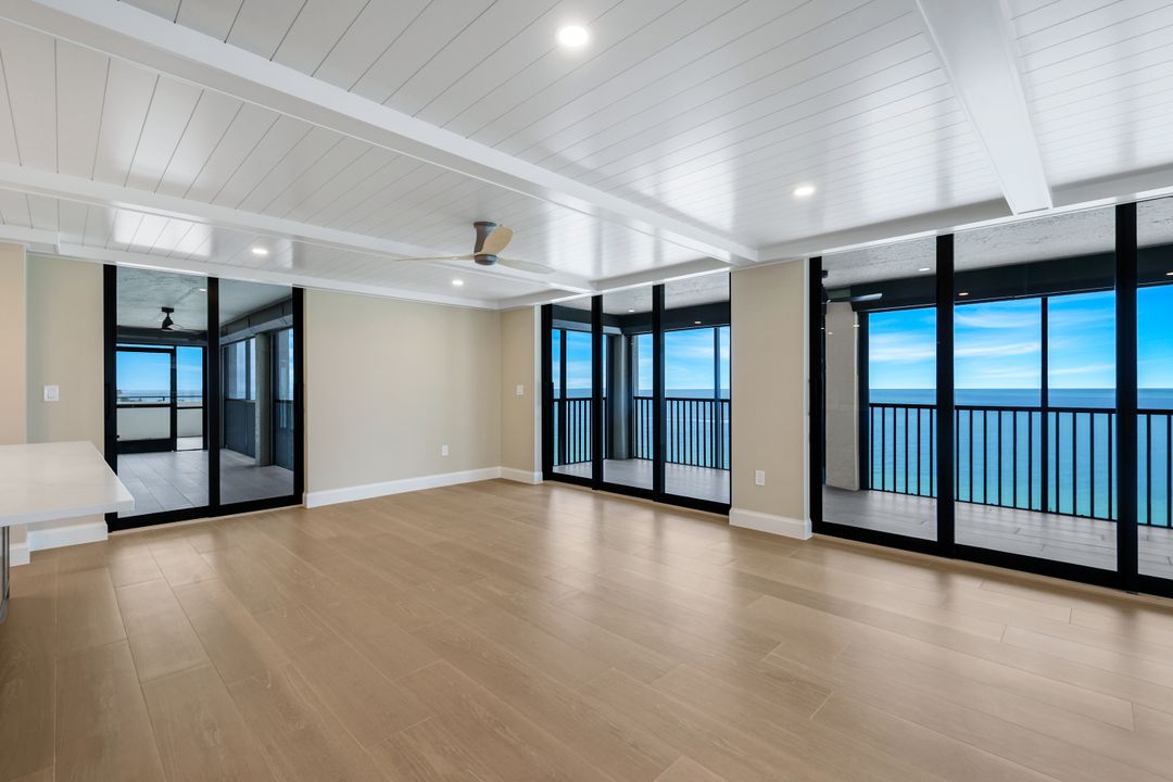 9715 Gulf Shore Dr #702, Naples, FL 34108