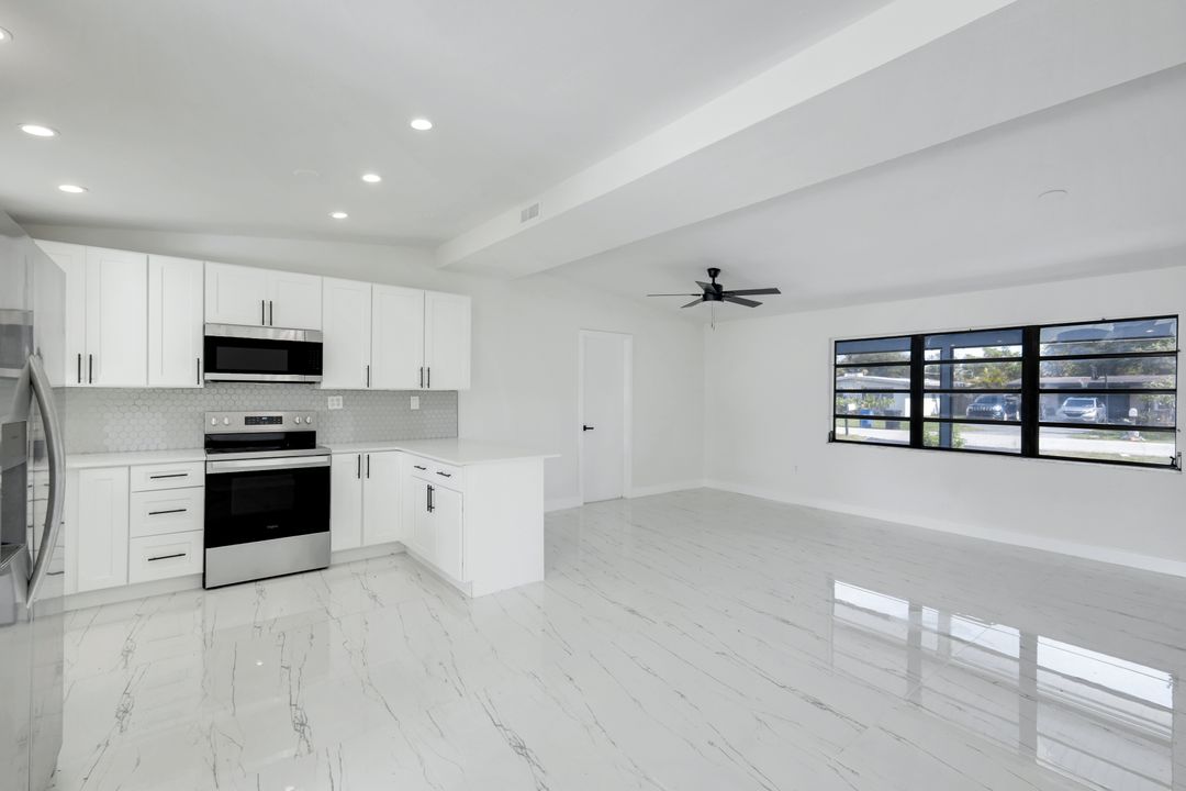 2118 Aldridge Ave, Fort Myers, FL 33907
