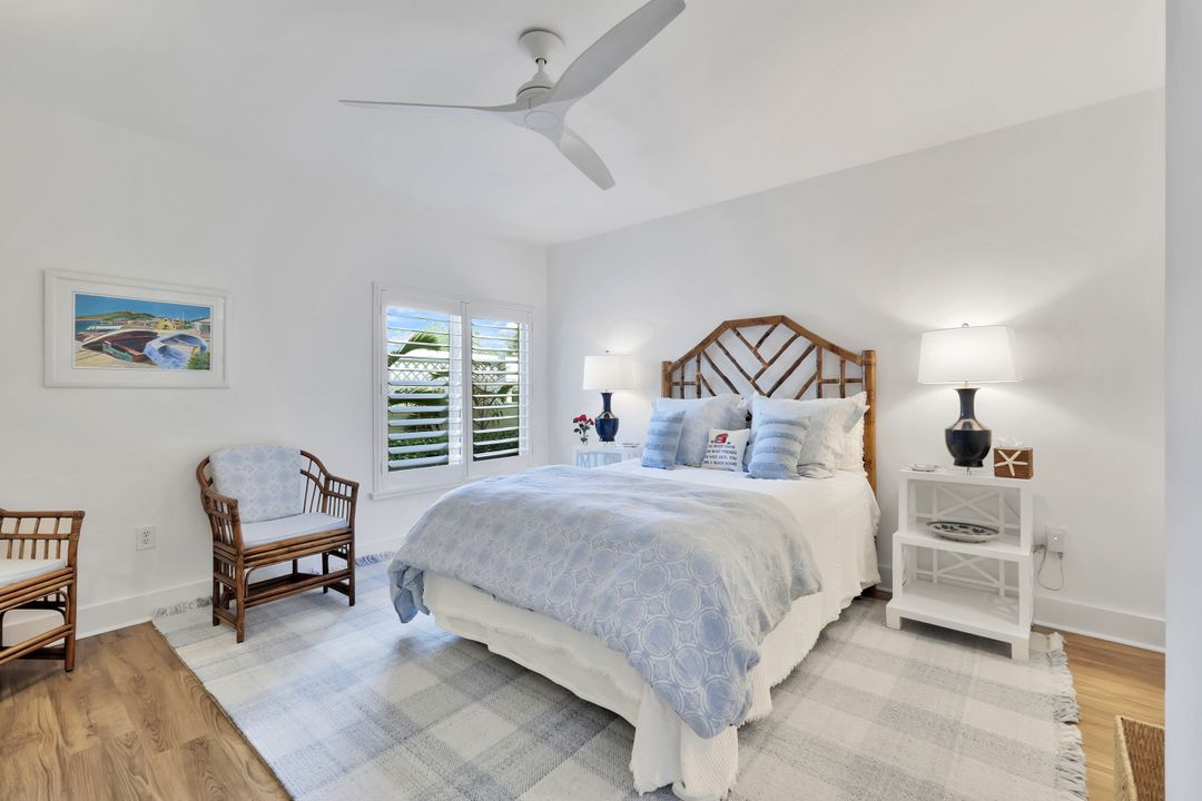 5801 Glencove Dr #502, Naples, FL 34108