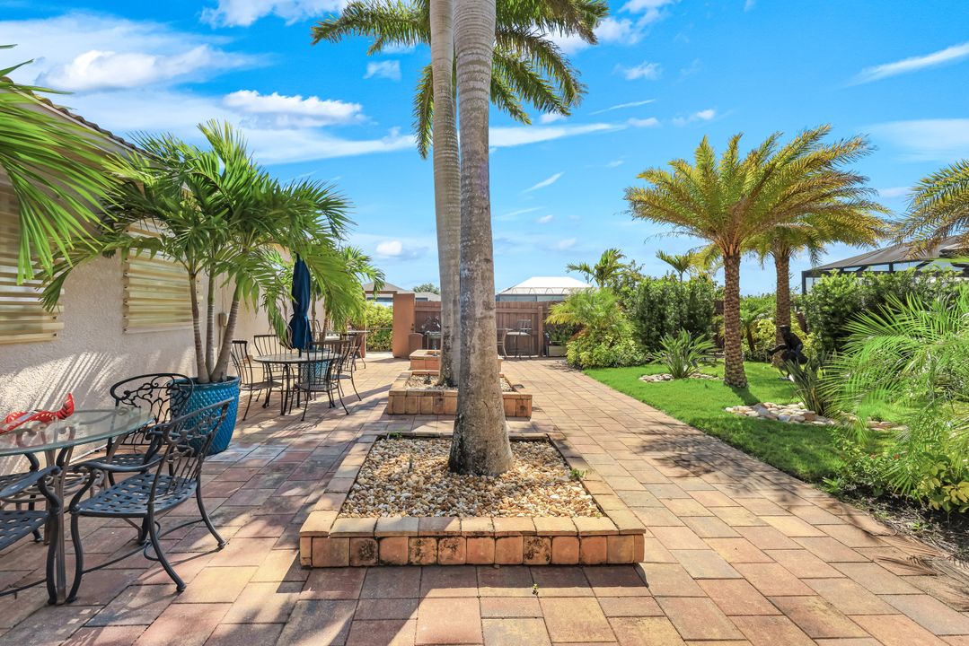 4025 SW 11th Ave, Cape Coral, FL 33914