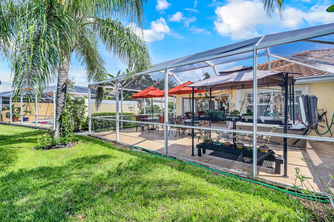 4823 Lasqueti Way, Naples, FL 34119