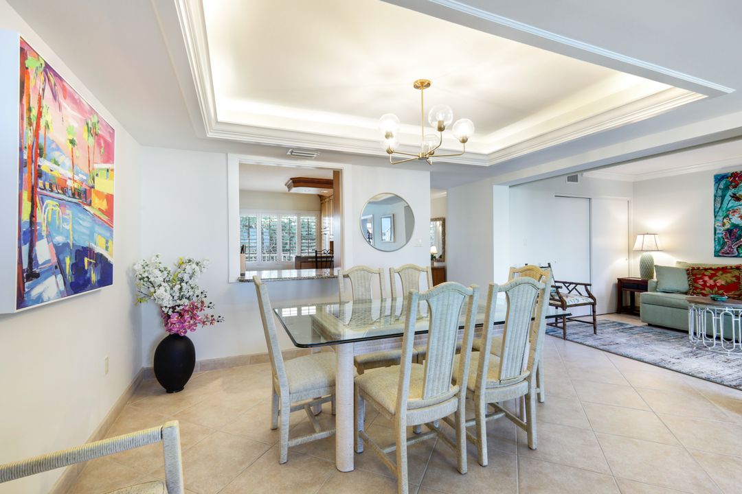 200 Periwinkle Way #214, Sanibel, FL 33957