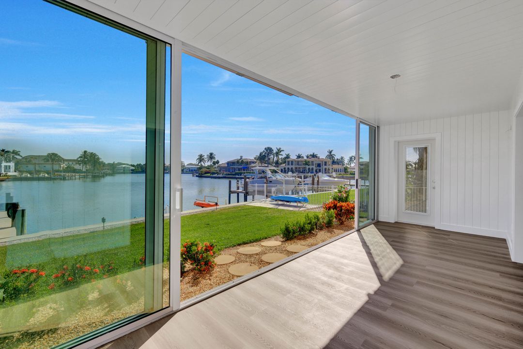 1910 Gulf Shore Blvd N, Naples, FL 34102