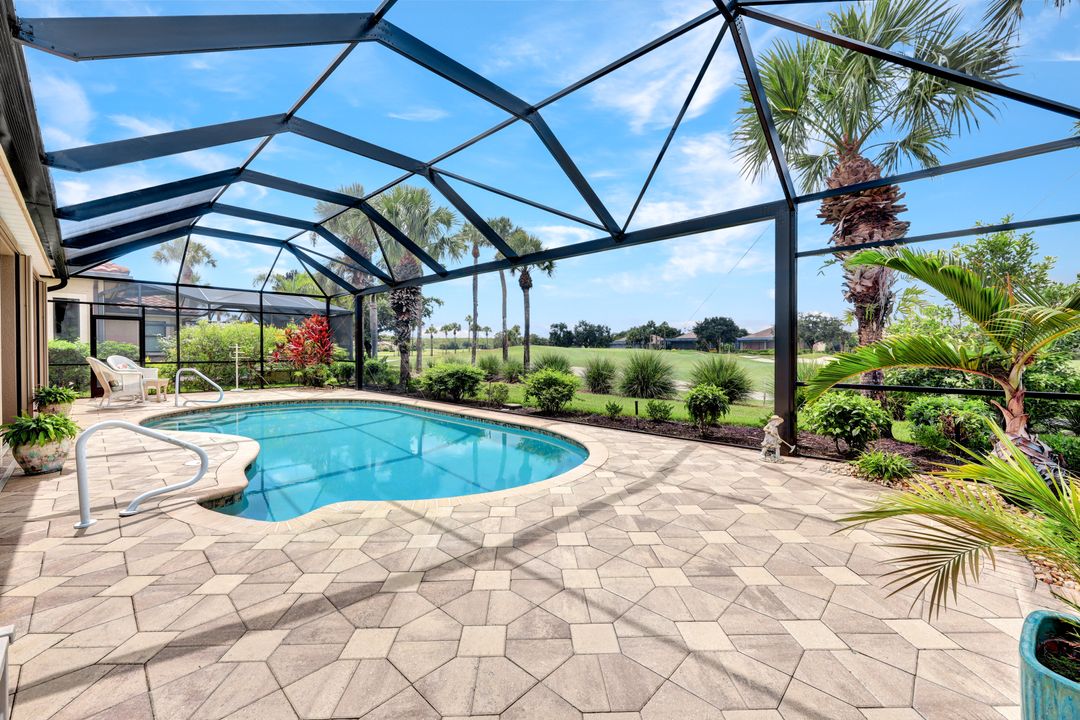 11921 Heather Woods Ct, Naples, FL 34120