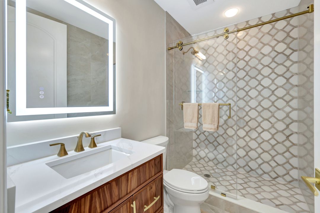 930 Cape Marco Dr #506, Marco Island, FL 34145