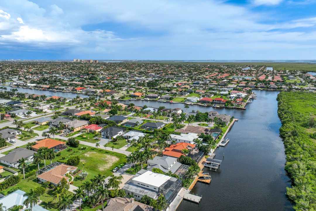 4408 SW 28th Pl, Cape Coral, FL 33914