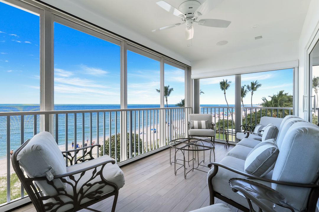 1285 Gulf Shore Blvd N #3B, Naples, FL 34102