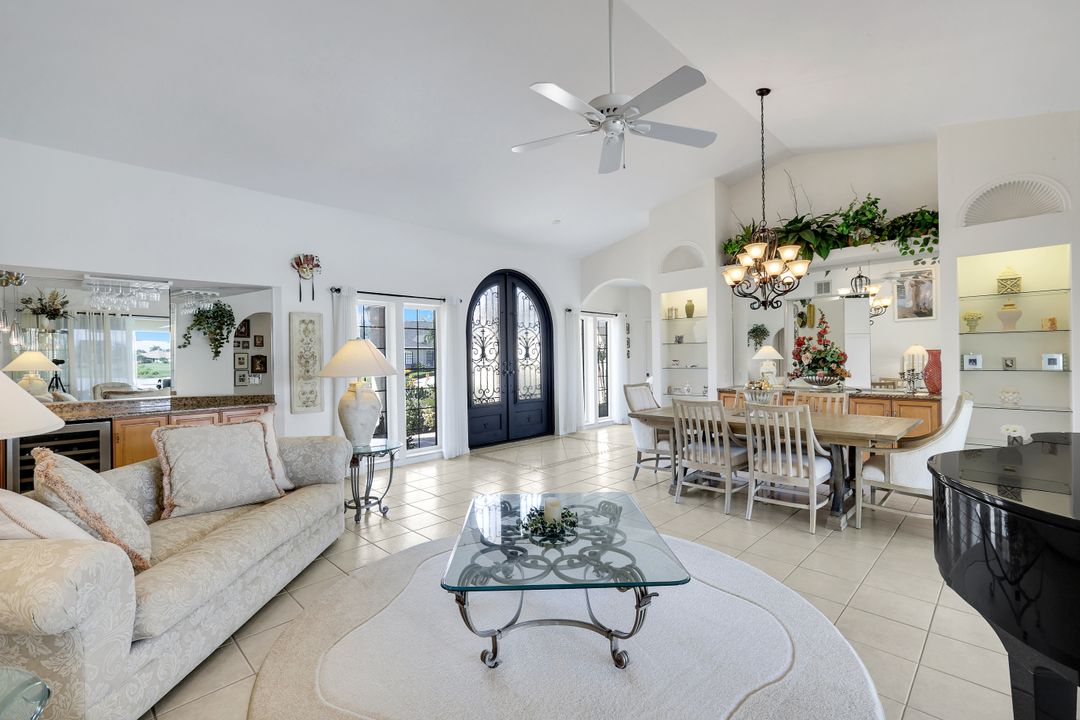 16111 Forest Oaks Dr, Fort Myers, FL 33908