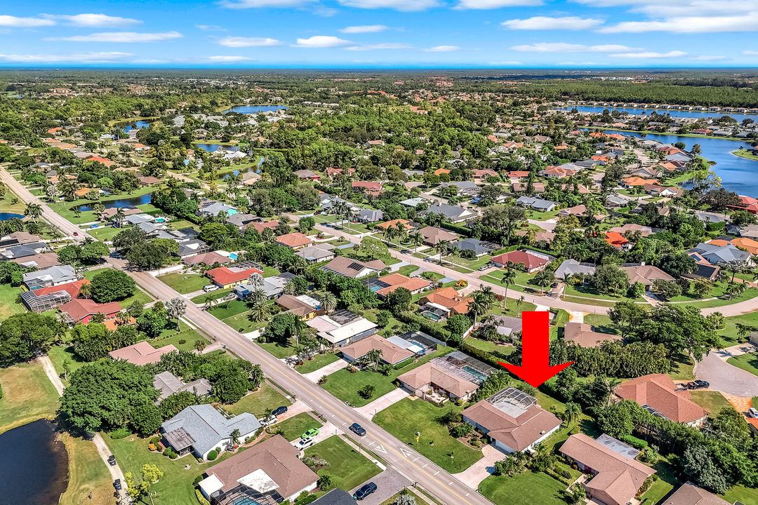 4459 Lakewood Blvd, Naples, FL 34112