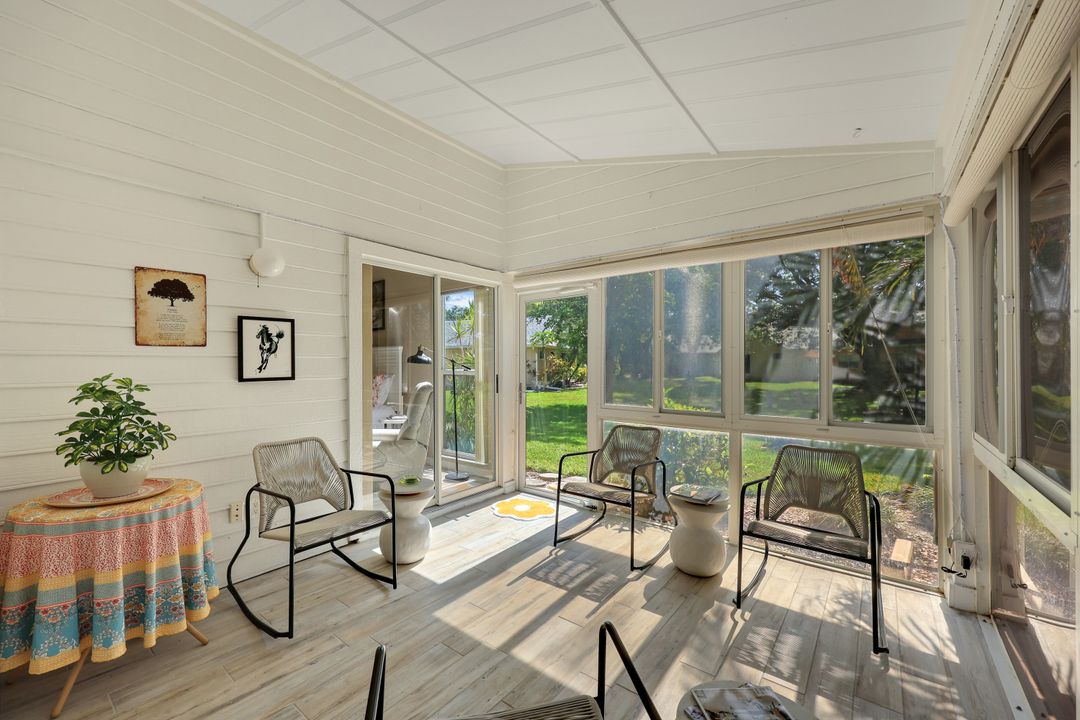 14871 Crescent Cove Dr, Fort Myers, FL 33908