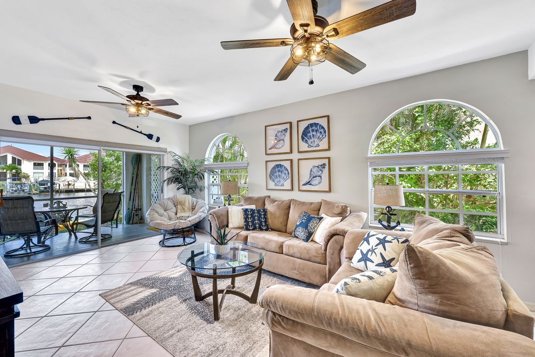 3819 SE 11th Pl, Cape Coral, FL 33904