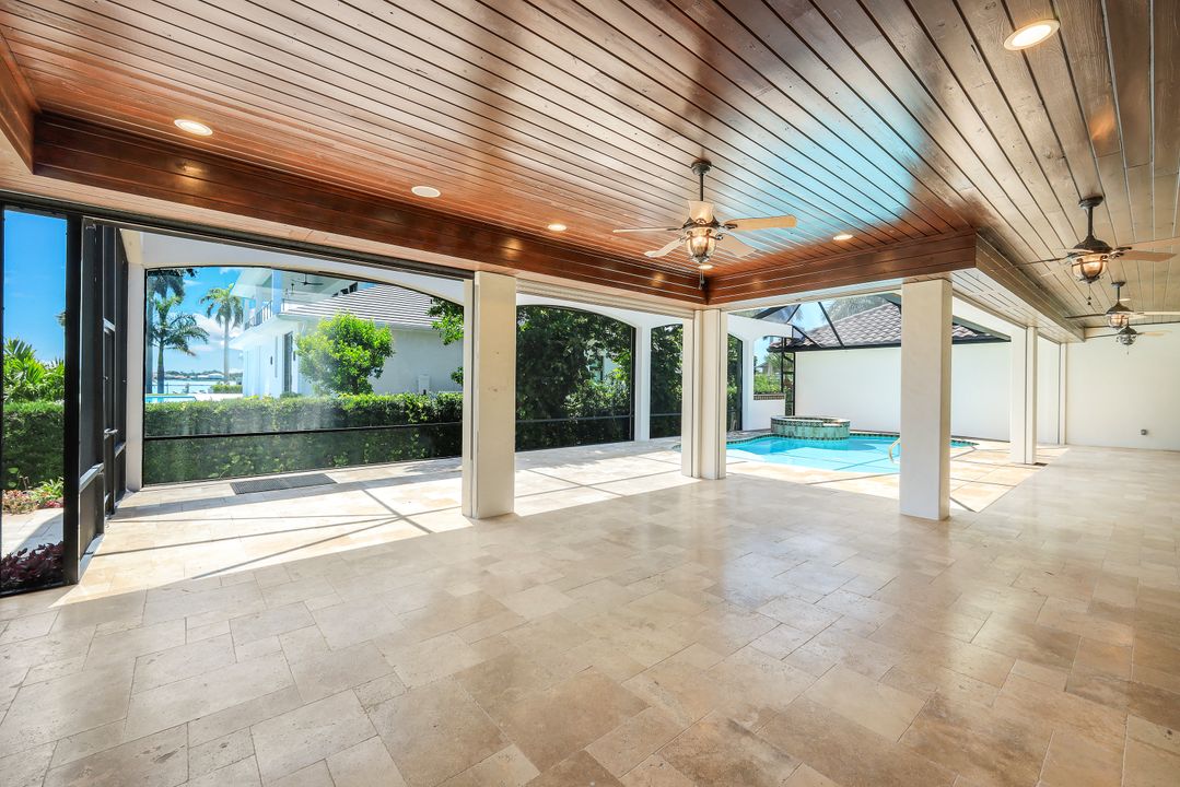 1400 Forrest Ct, Marco Island, FL 34145