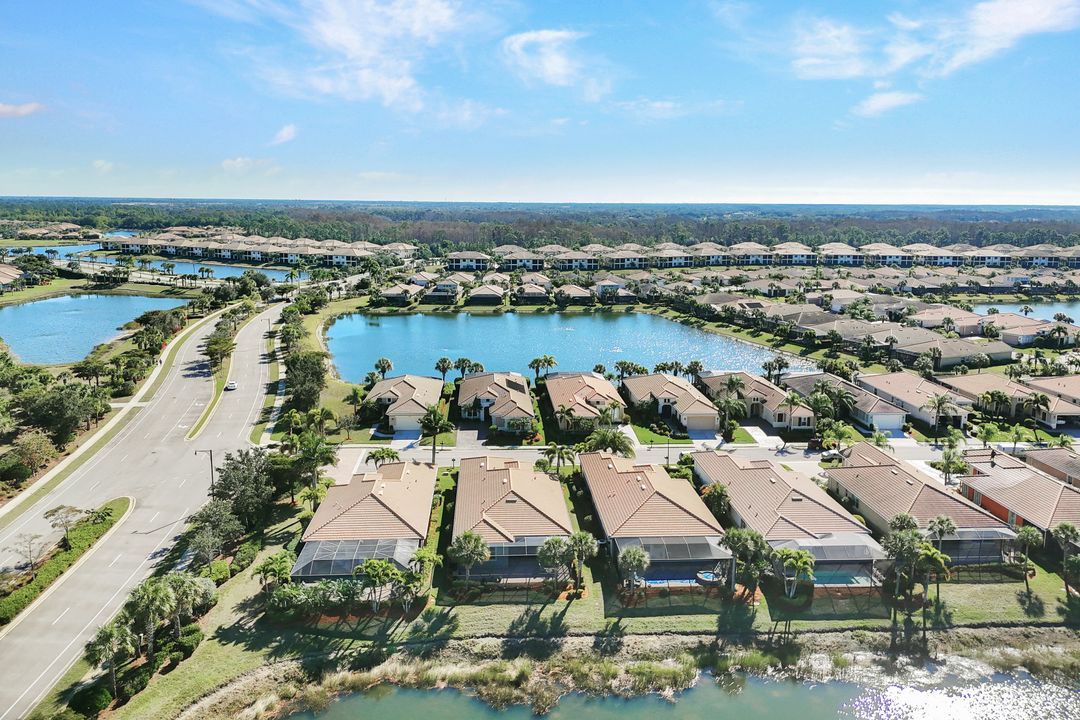 11502 Giulia Dr, Fort Myers, FL 33913