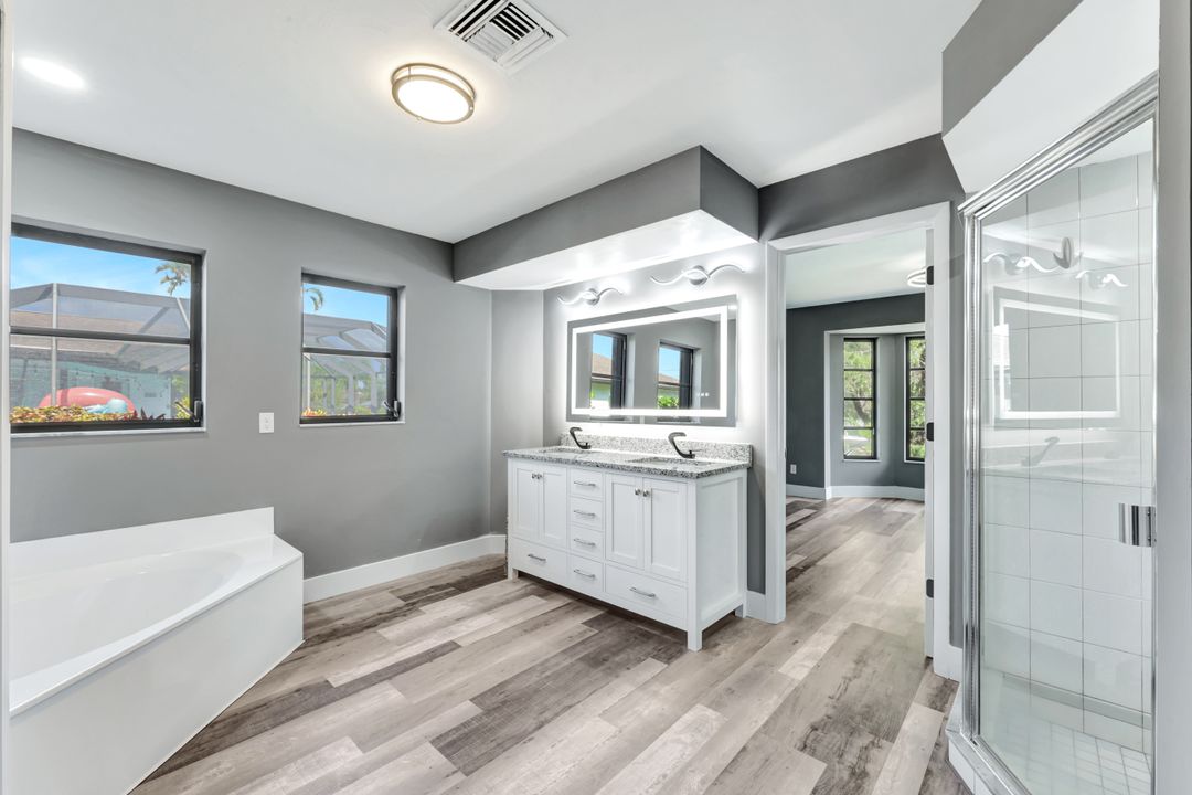 1207 SE 29th Terrace, Cape Coral, FL 33904