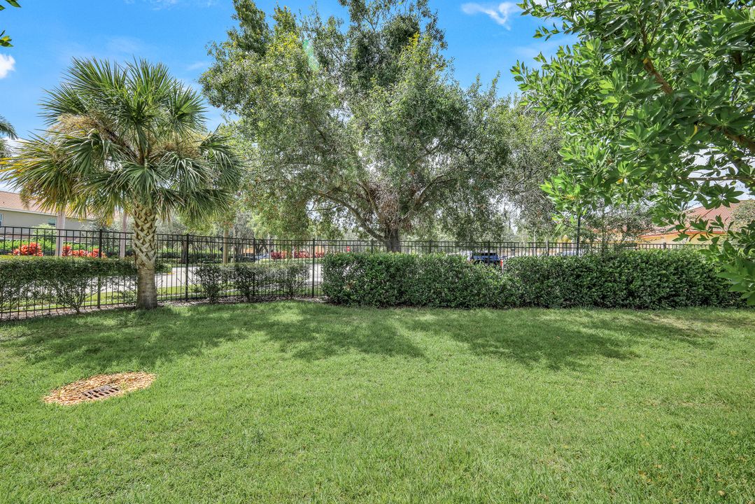 12072 Via Lighthouse Ln, Fort Myers, FL 33913