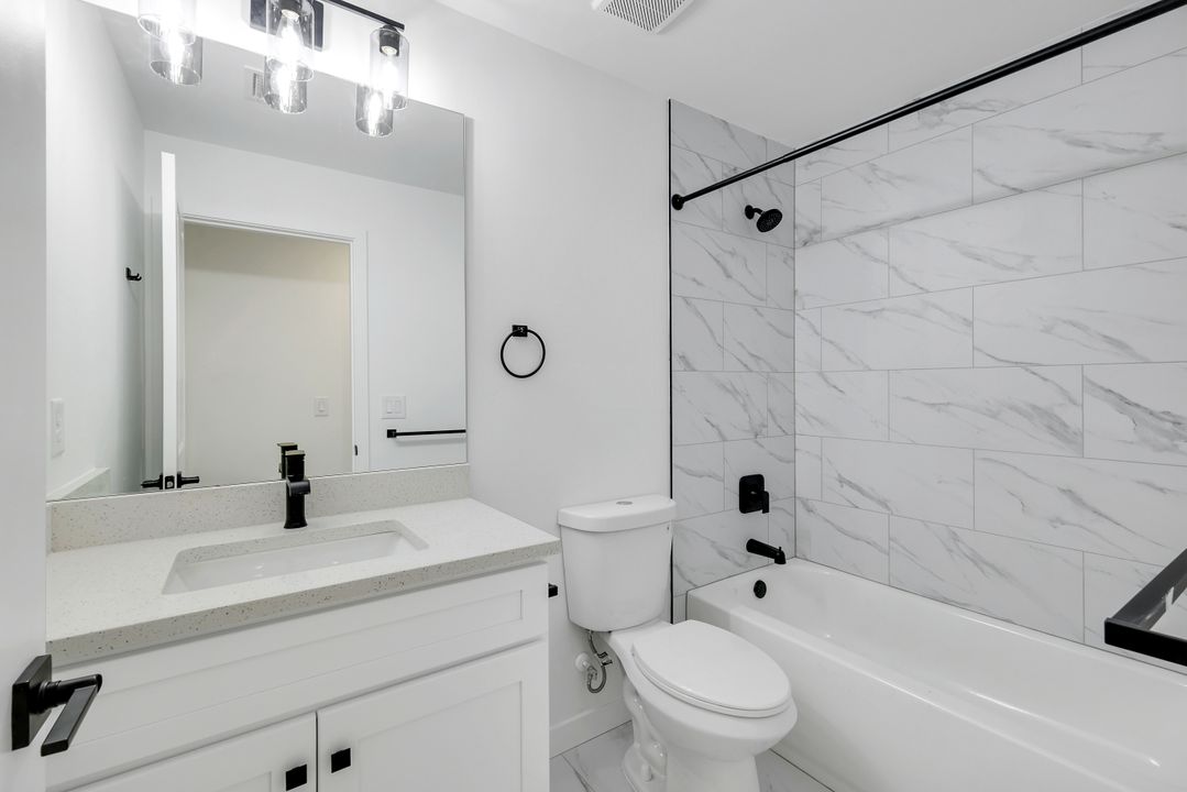 1517 NE 23rd St, Cape Coral, FL 33909