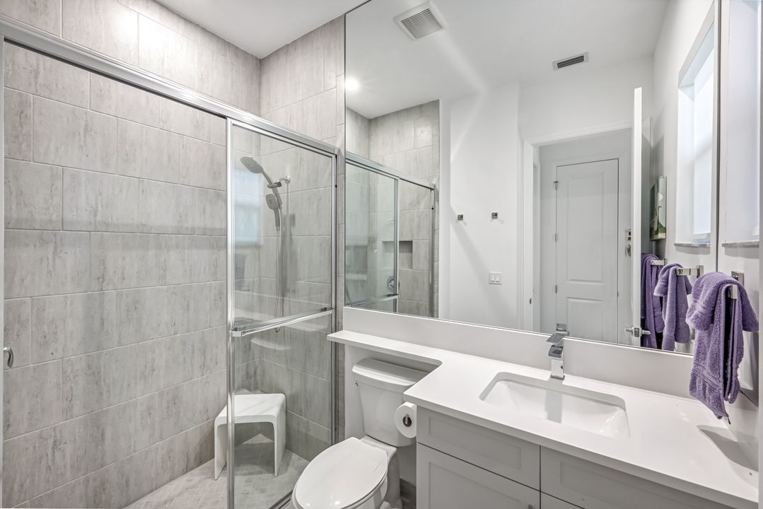 12083 Azalea Wy, Naples, FL 34120