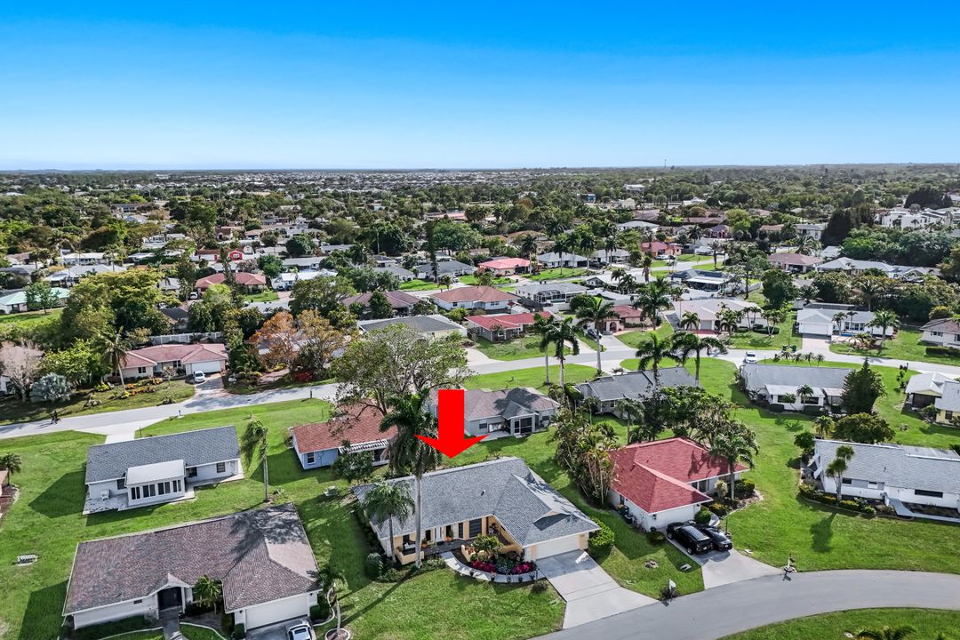 111 Blue Ridge Dr, Naples, FL 34112