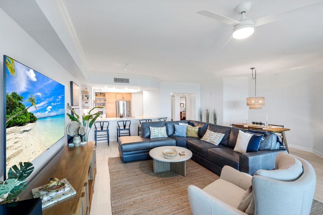 325 Dunes Blvd #604, Naples, FL 34110