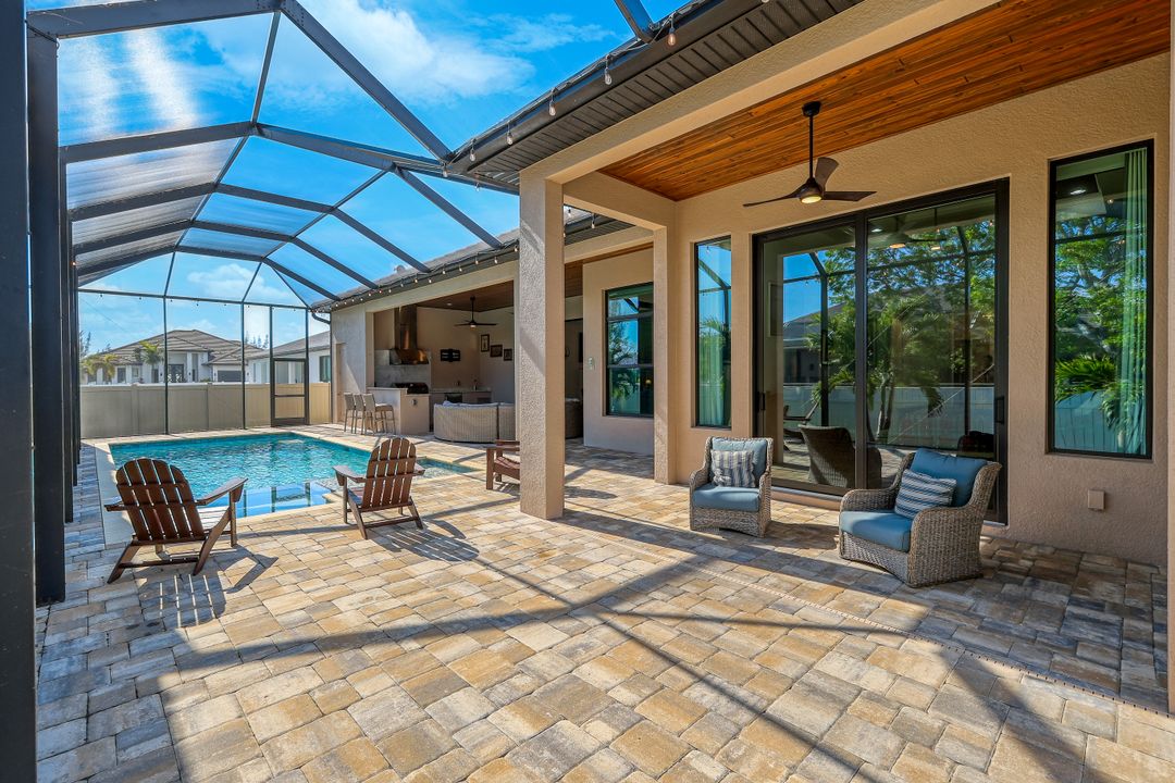 605 SW 39th Ave, Cape Coral, FL 33991