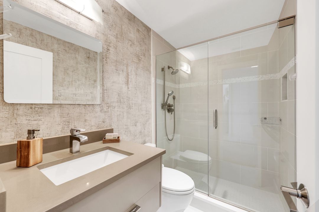 2211 Gulf Shore Blvd N #C4, Naples, FL 34102