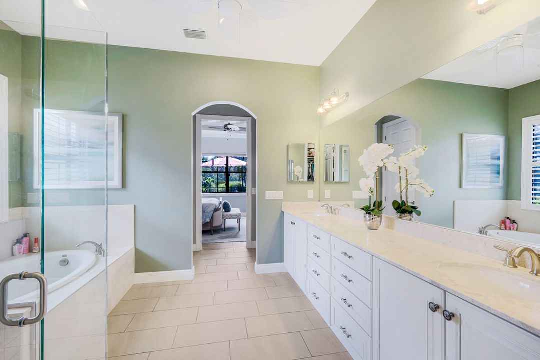 10263 Porto Romano Drive, Miromar Lakes, FL 33913