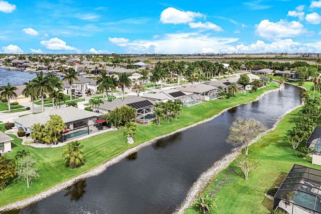 1058 SW 57th St, Cape Coral, FL 33914