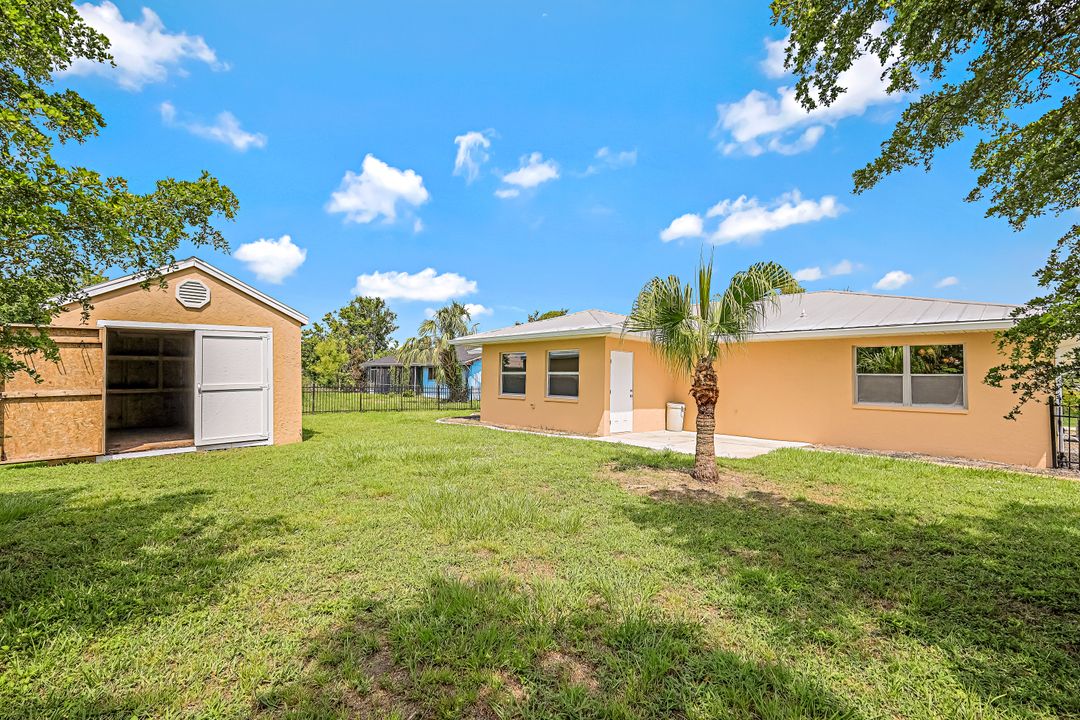 861 Mensh Terrace NW, Port Charlotte, FL 33948