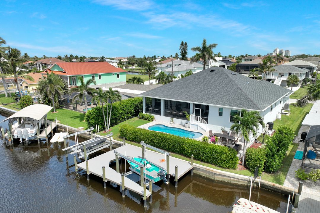 4837 Regal Dr, Bonita Springs, FL 34134