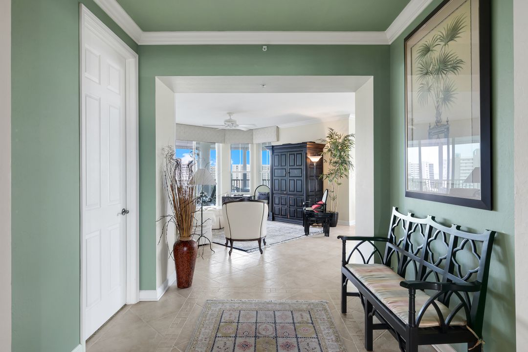 315 Dunes Blvd #707, Naples, FL 34110