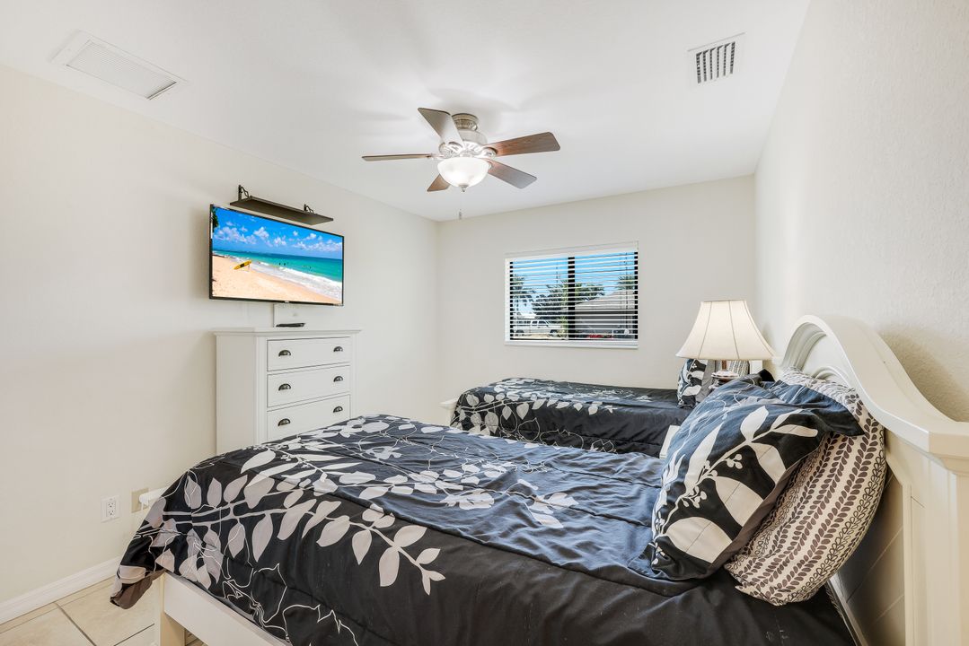 1409 SE 17th St, Cape Coral, FL 33990