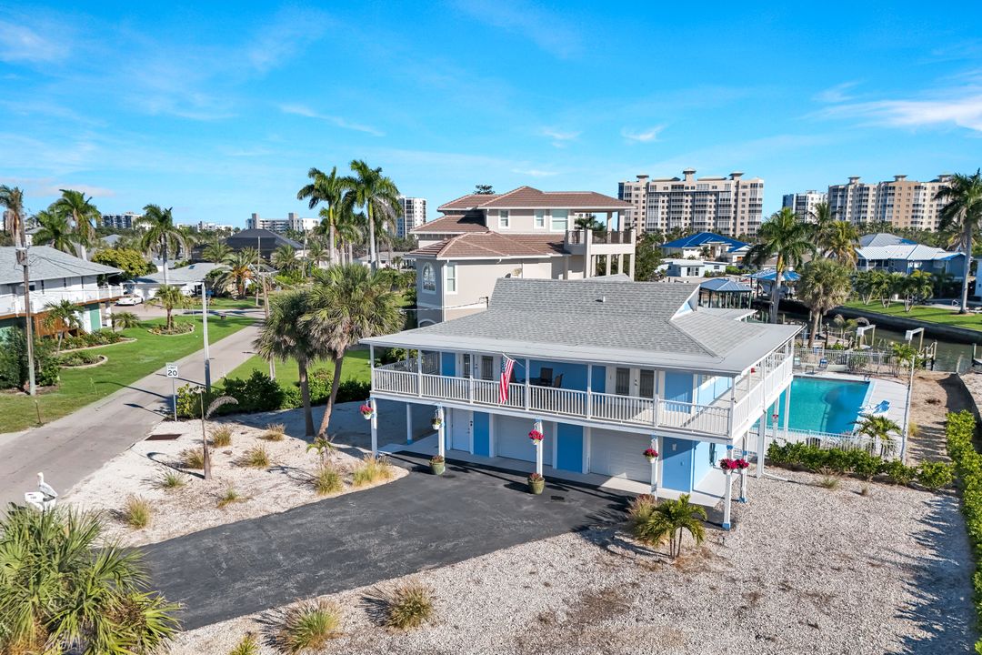 100 Tarpon Rd, Fort Myers Beach, FL 33931