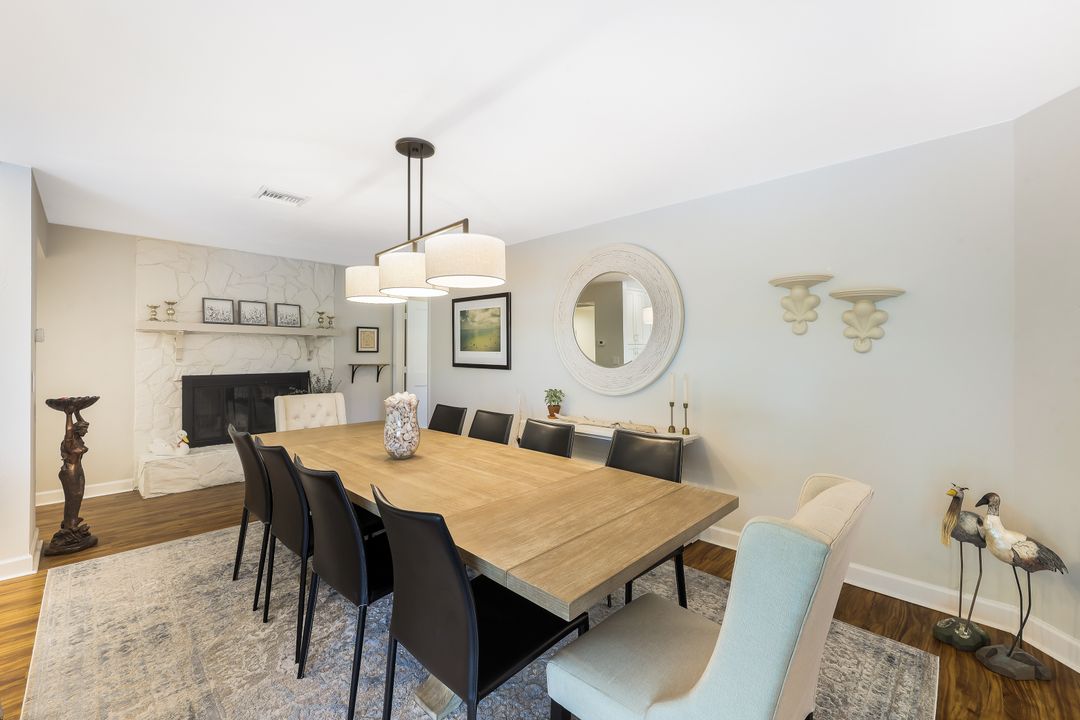 345 Henderson Ct, Marco Island, FL 34145