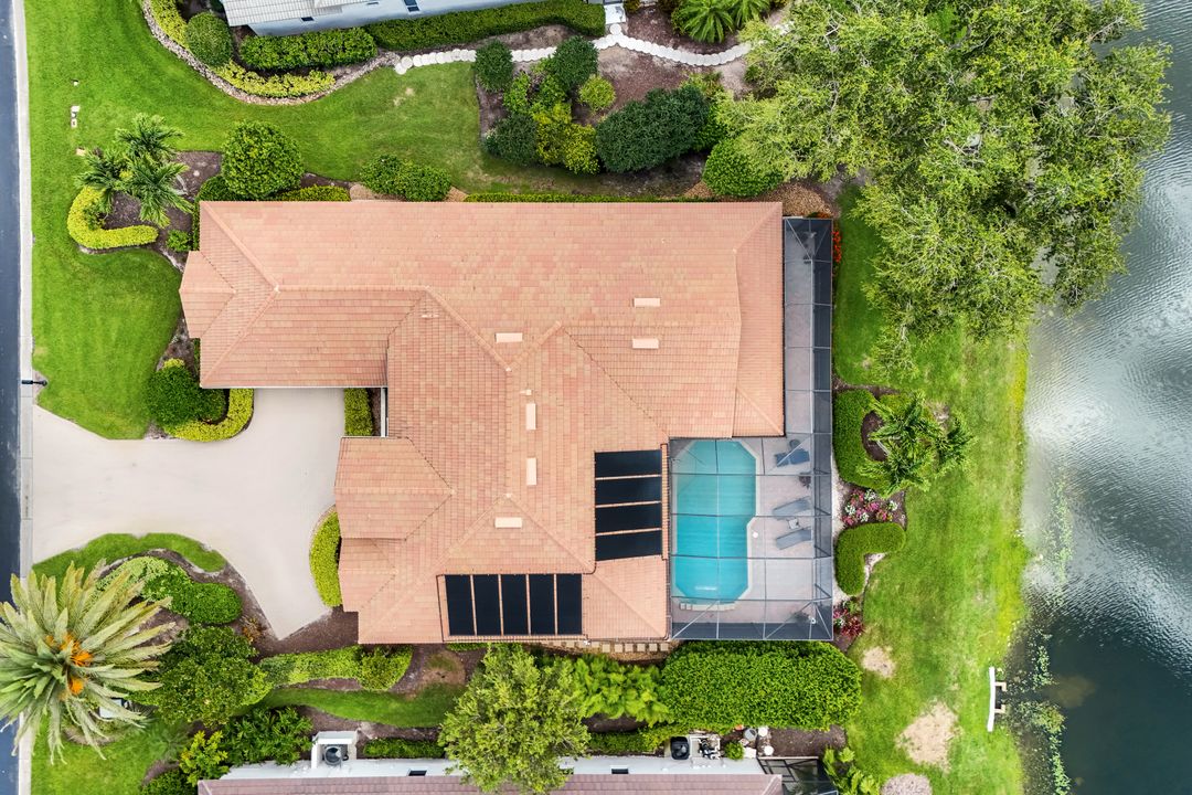 6632 Glen Arbor Way, Naples, FL 34119