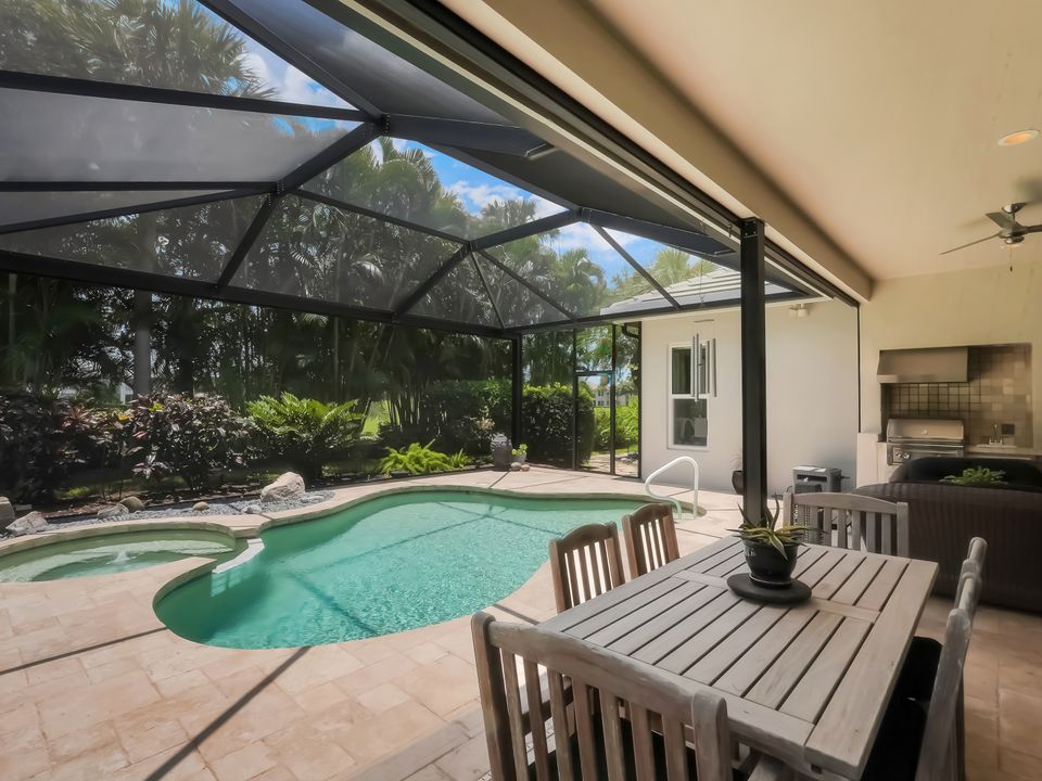 23151 Foxberry Ln, Bonita Springs, FL 34135