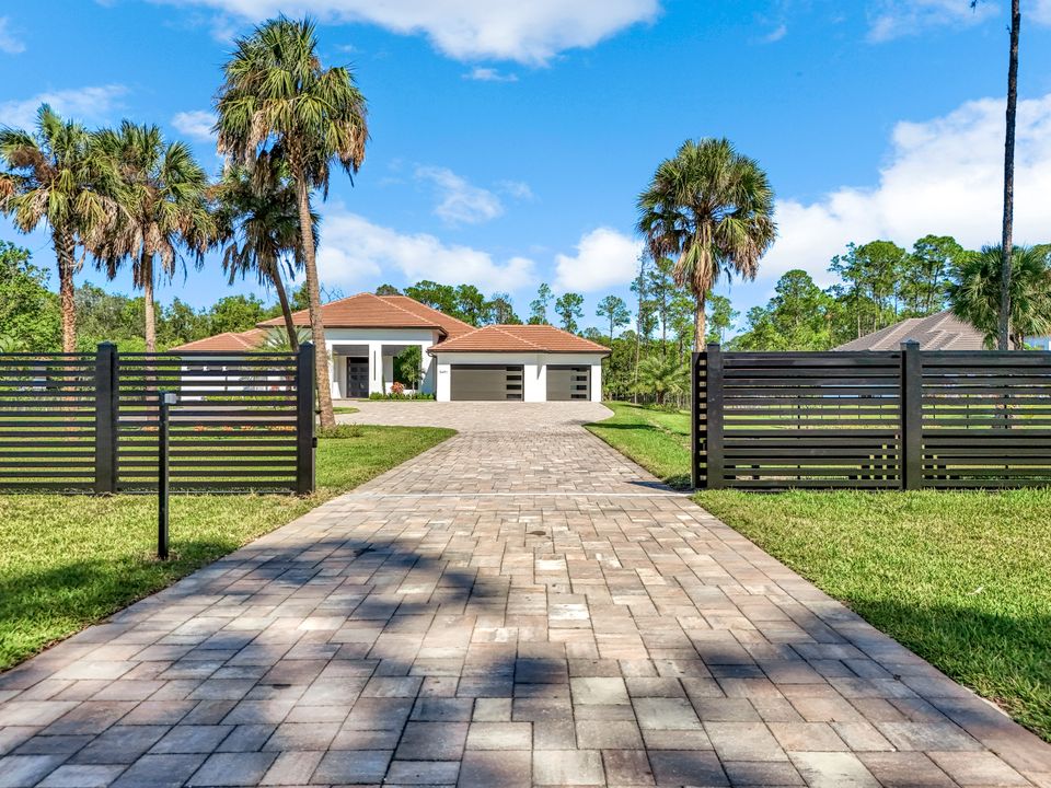 3691 21st Ave SW, Naples, FL 34117