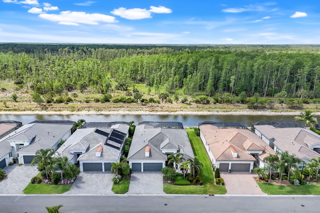 28616 Wharton Dr, Bonita Springs, FL 34135