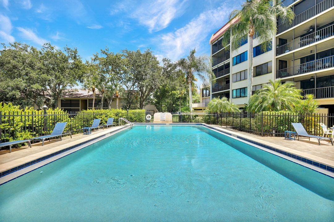 7129 Lakeridge View Court #302, Fort Myers, FL 33907