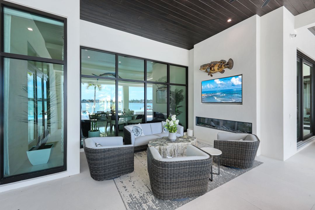 1631 Collingswood Ct, Marco Island, FL 34145